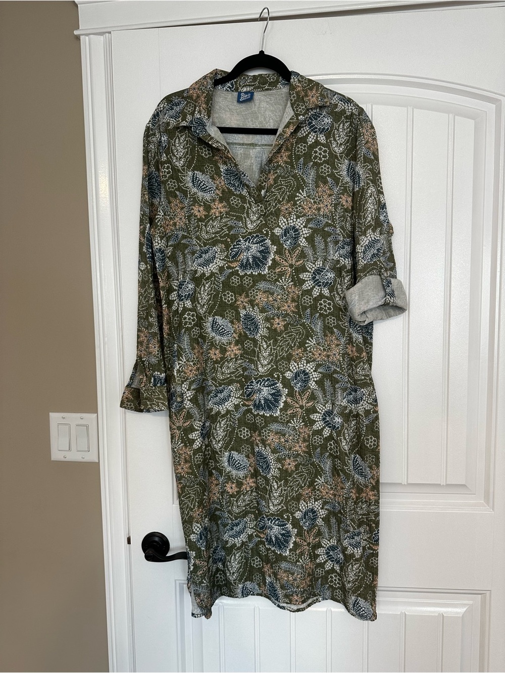 Ripskirt Travel Floral Shirt Dress in Olive Green